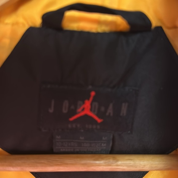 Jordan Boys Vest/Hoodie Combo Jacket Gray /Black sz Medium Great Condition - Picture 6 of 7